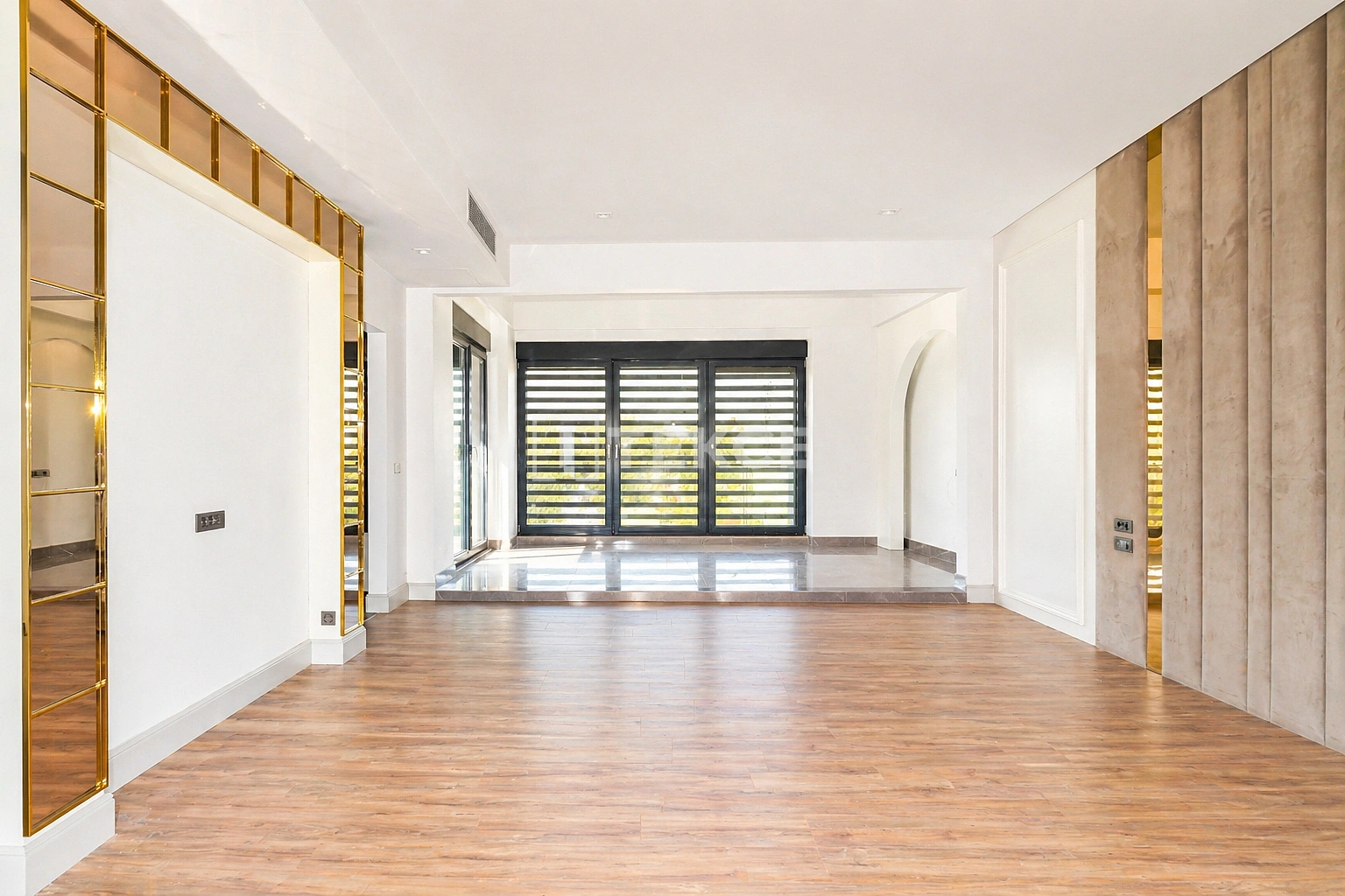 ayt-04995-6-bedroom-villa-with-a-private-pool-in-konyaalti-antalya-te (11) (1)