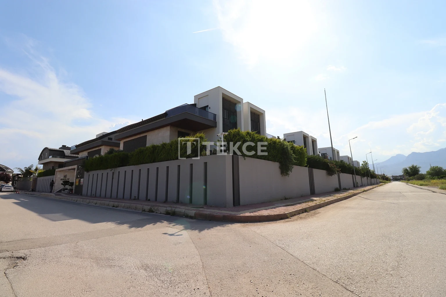 ayt-04995-6-bedroom-villa-with-a-private-pool-in-konyaalti-antalya-te (18)