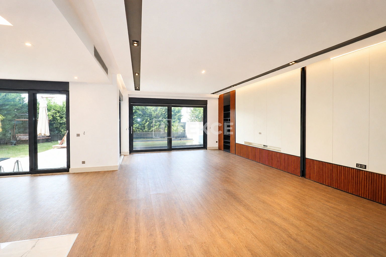 ayt-04995-6-bedroom-villa-with-a-private-pool-in-konyaalti-antalya-te (6) (1)
