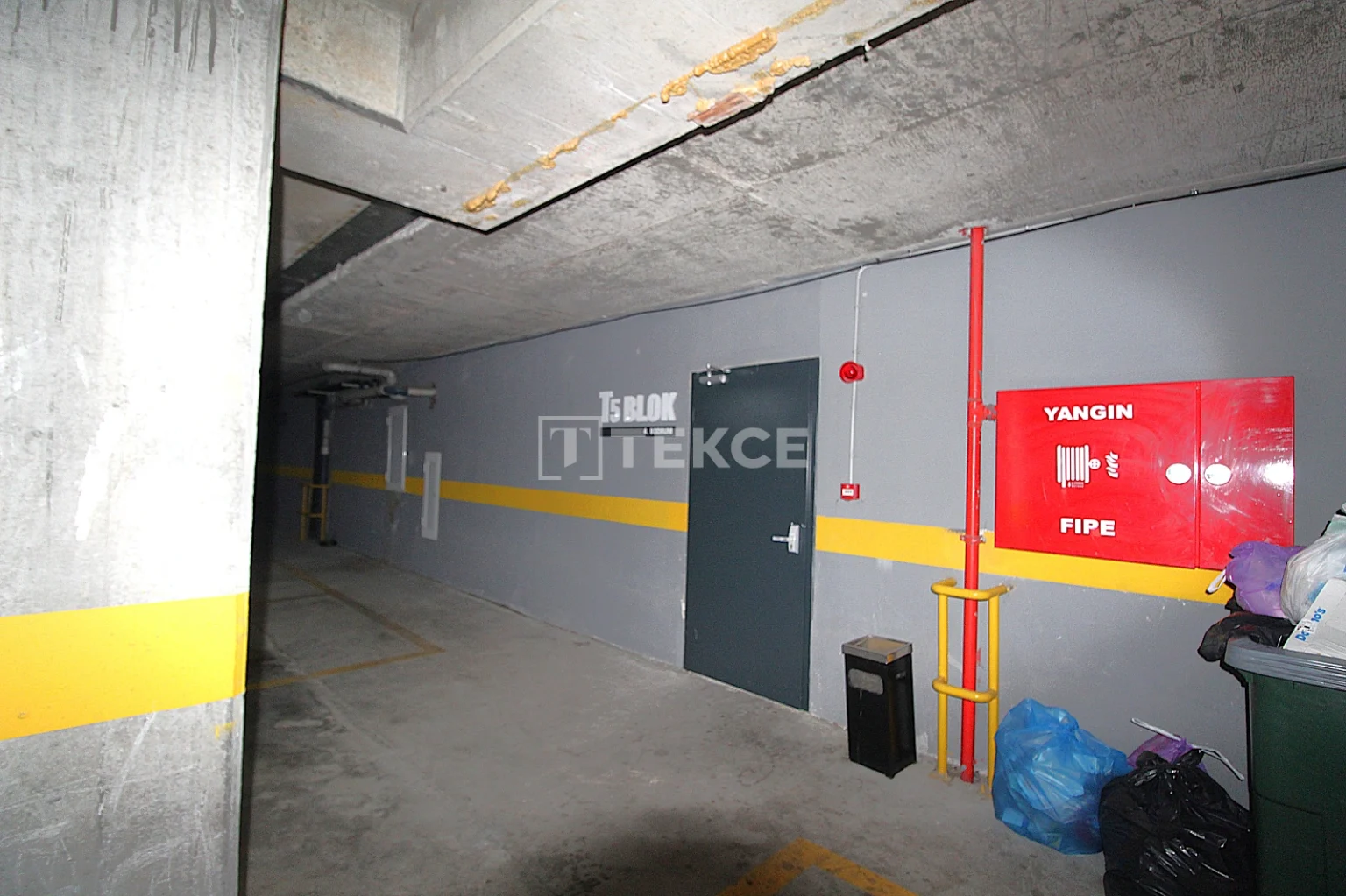 ist-01860-villa-concept-apartment-for-sale-in-a-complex-in-istanbul-te (15)