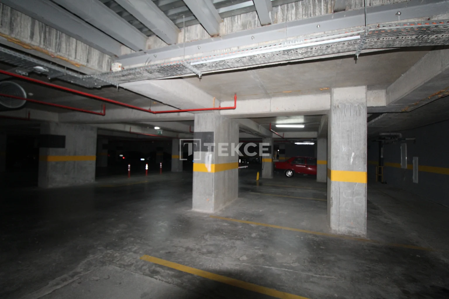 ist-01860-villa-concept-apartment-for-sale-in-a-complex-in-istanbul-te (17)