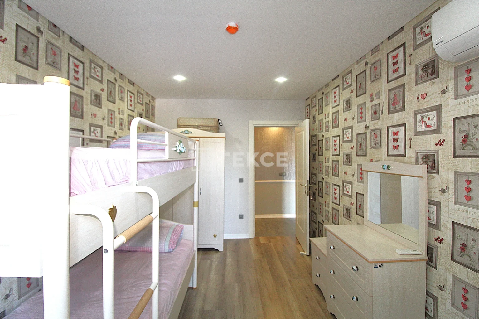 ist-01860-villa-concept-apartment-for-sale-in-a-complex-in-istanbul-te (31)