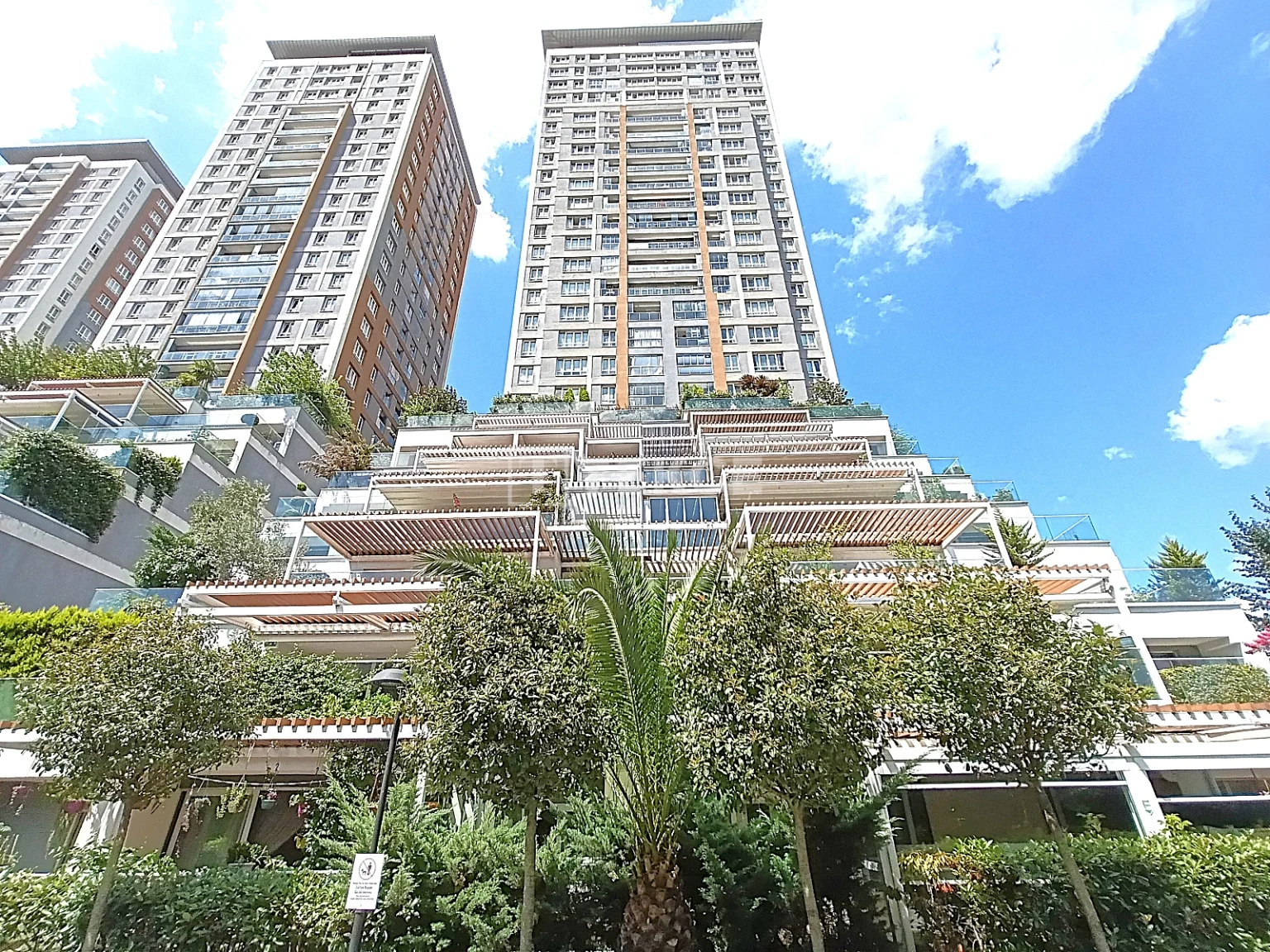 ist-01860-villa-concept-apartment-for-sale-in-a-complex-in-istanbul-te (4)