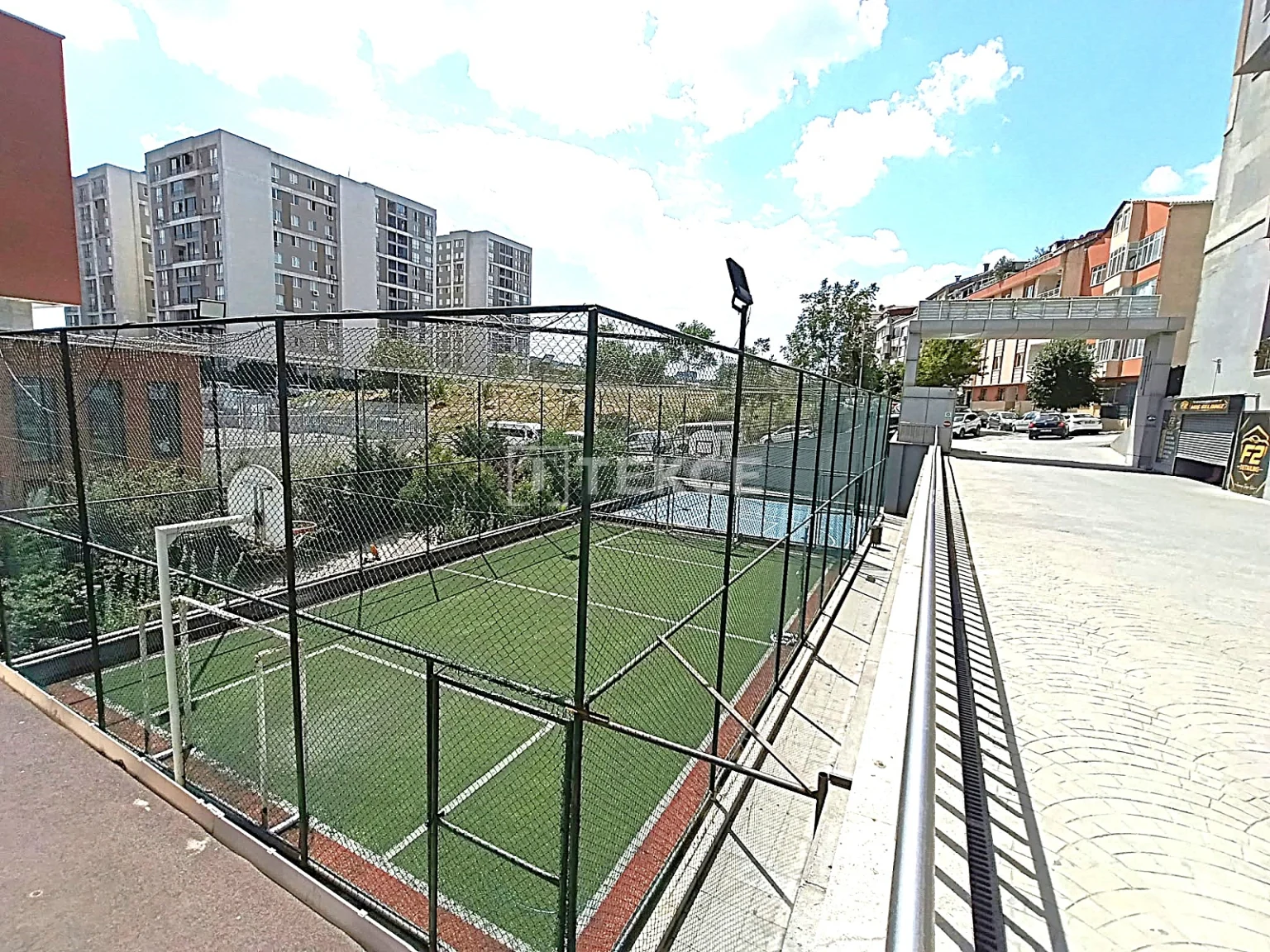 ist-01860-villa-concept-apartment-for-sale-in-a-complex-in-istanbul-te (5)