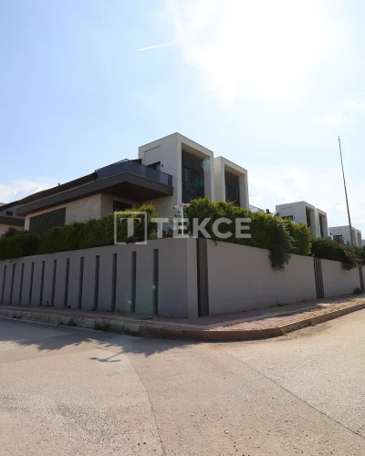 ayt-04995-6-bedroom-villa-with-a-private-pool-in-konyaalti-antalya-te (18)